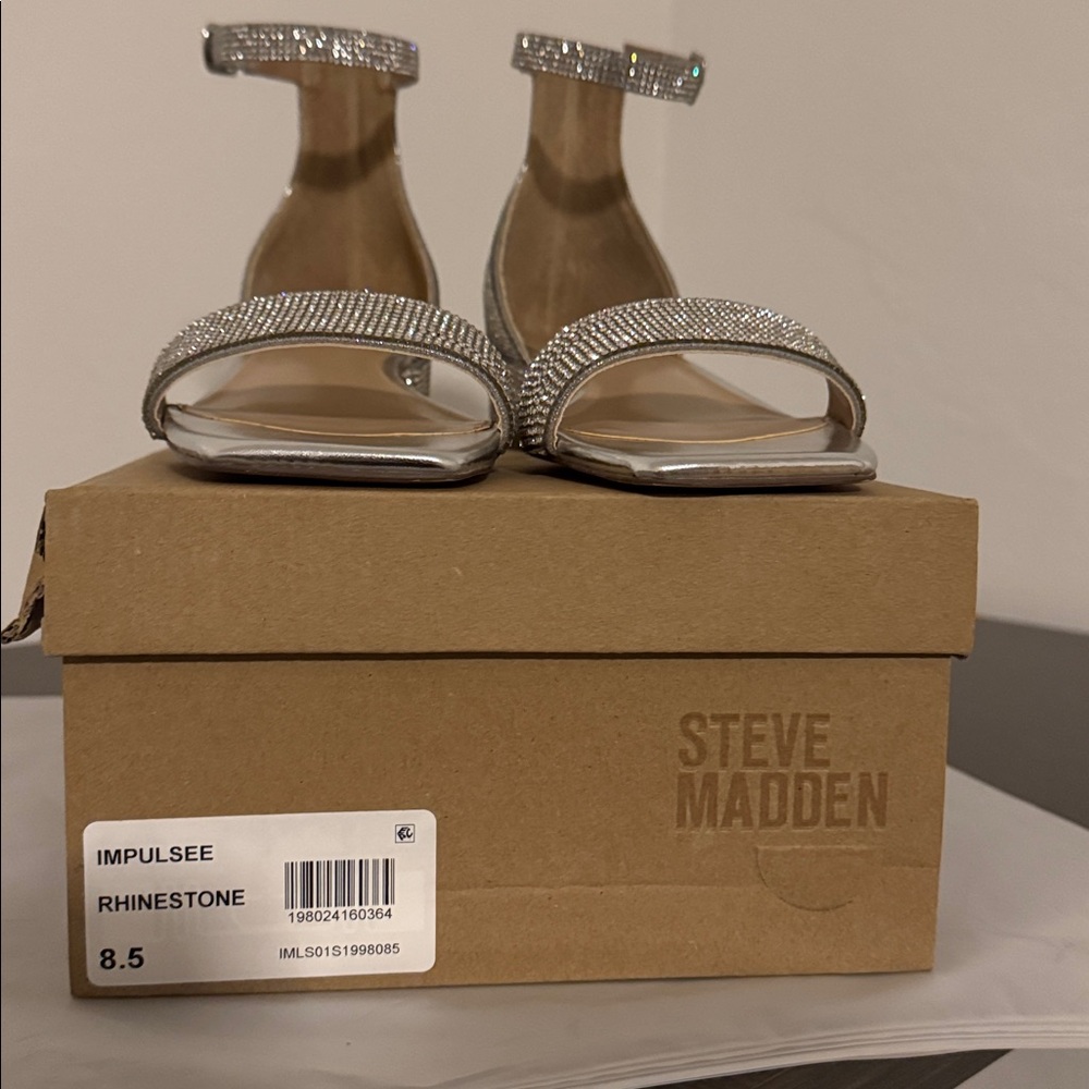 Steve Madden Impulsee_Rhinestone Metallic Silver Sandals